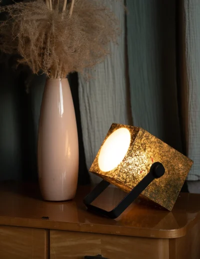 Libro play table lamp